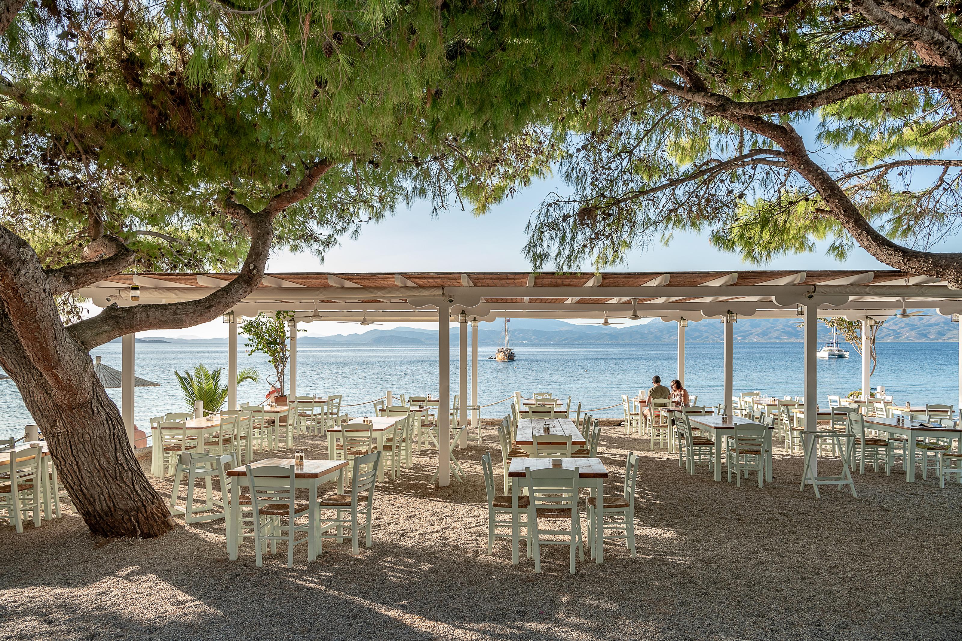 Four Seasons Hydra Luxury Suites Екстериор снимка