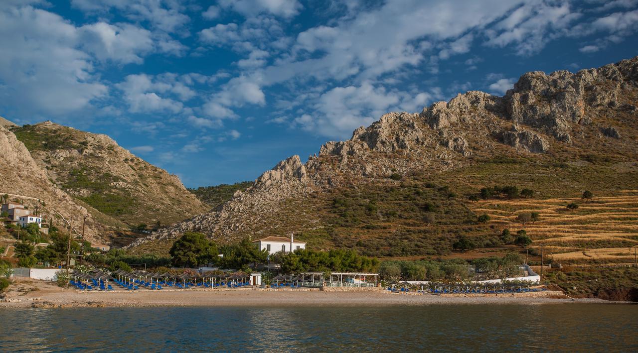 Four Seasons Hydra Luxury Suites Екстериор снимка